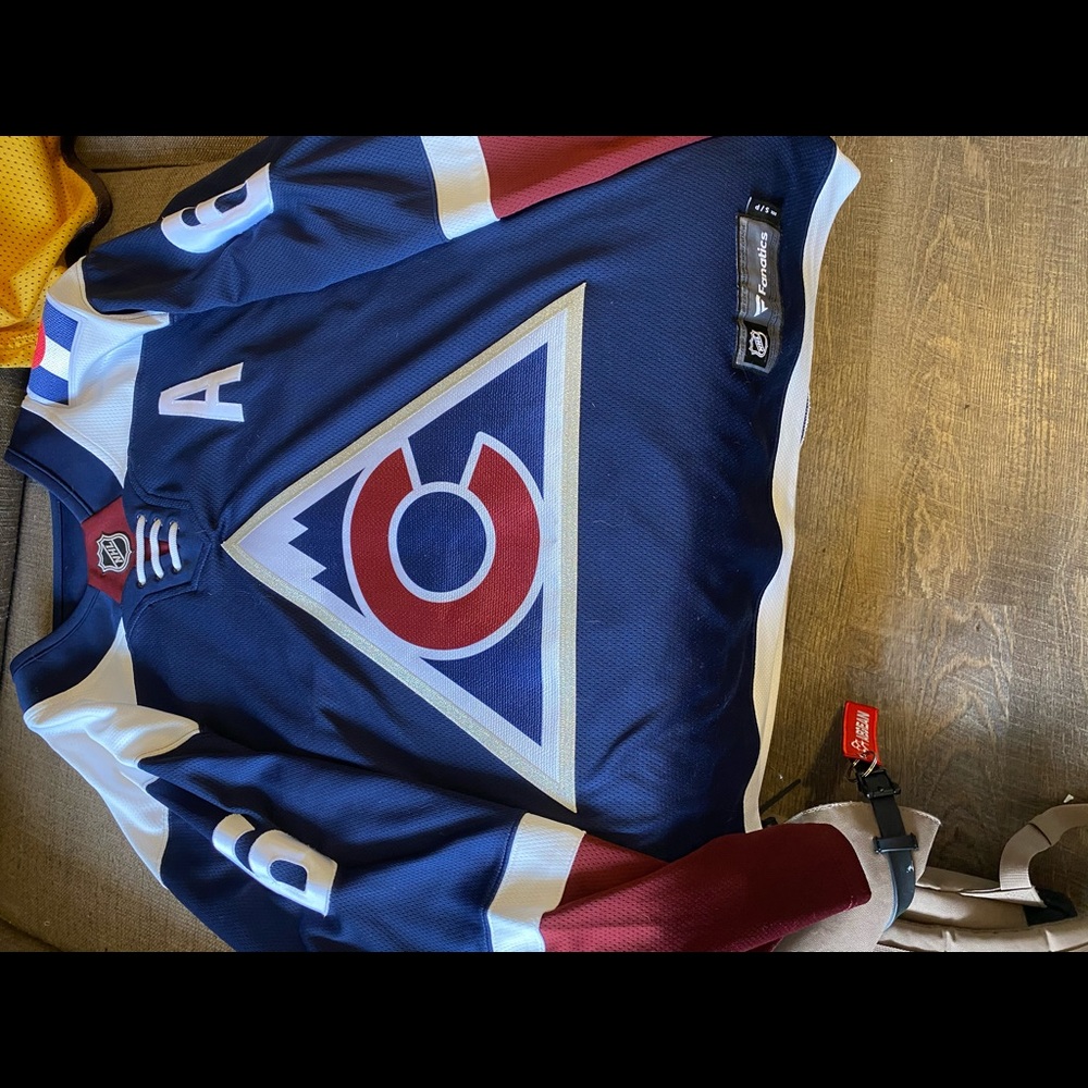 Colorado Avalanche Johnson #6 NHL Jersey